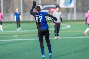 Bild 206 - wCJ VfL Pinneberg - SSV Rantzau : Ergebnis: 0:0